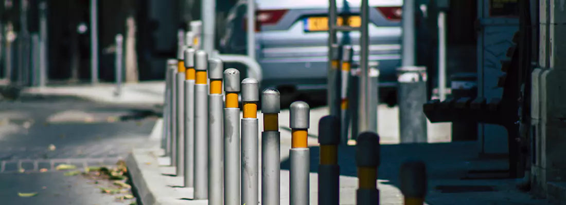 Safe and Convenient Retractable Barrier Column Systems for Properties in Erbsville, ON